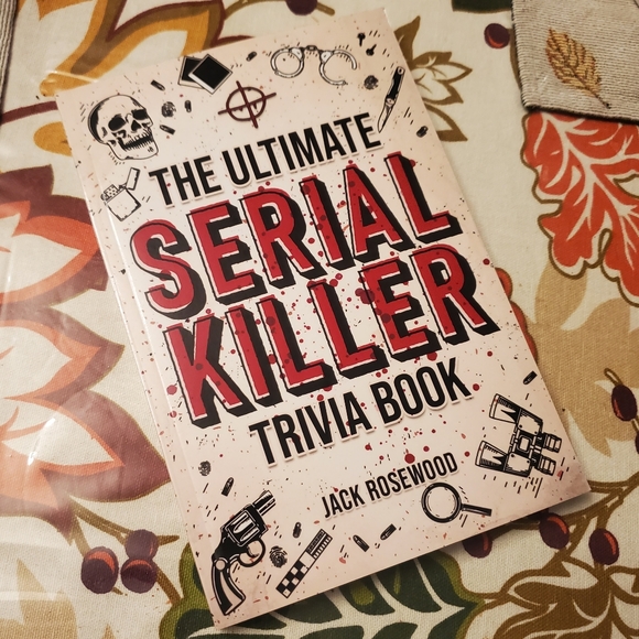 Other - The Ultimate Serial Killer Trivia Book 2022
